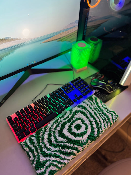 Green Illusion Keyboard Rug Pad