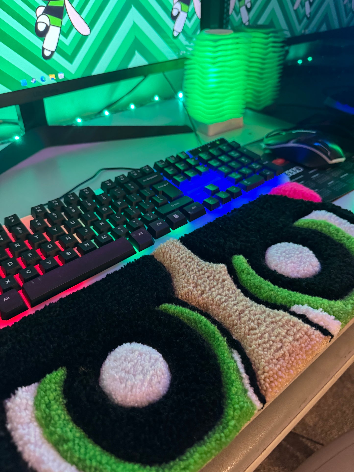 Buttercup Keyboard Rug Pad