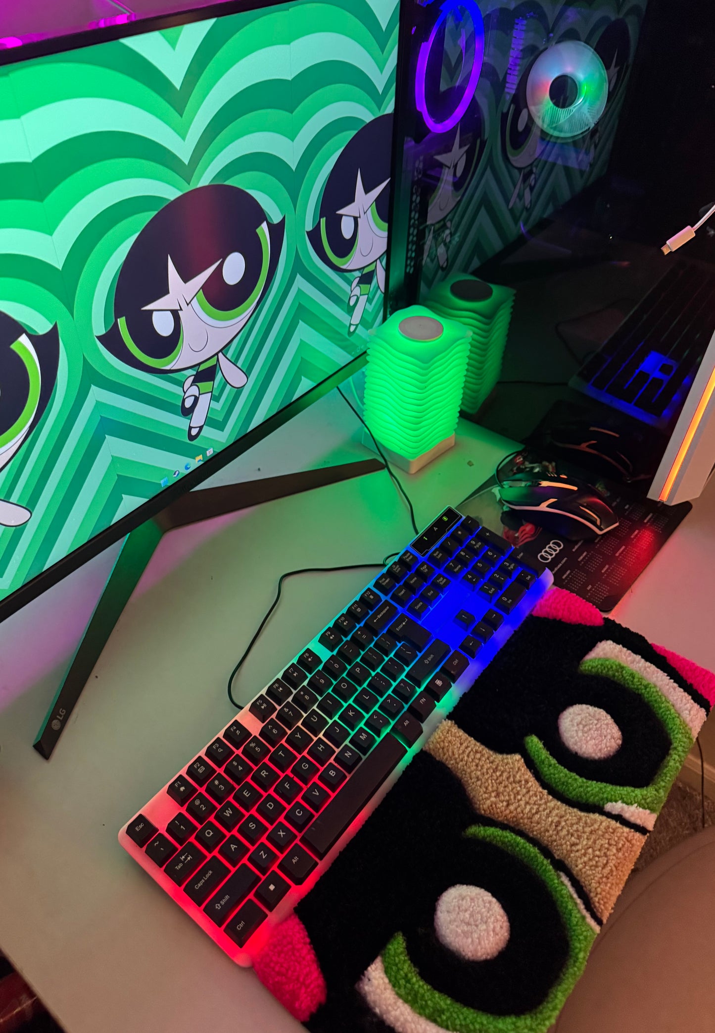 Buttercup Keyboard Rug Pad